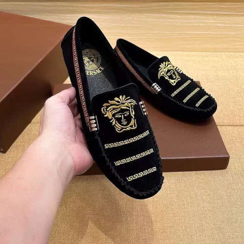 Versace Leather Shoes For Men #1331277