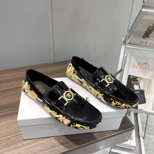 Versace Leather Shoes For Men #1331279