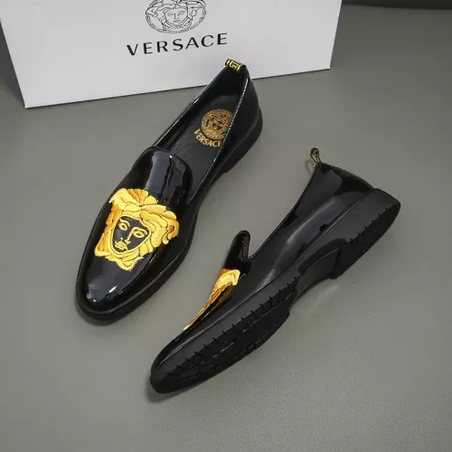 Versace Leather Shoes For Men #1331295