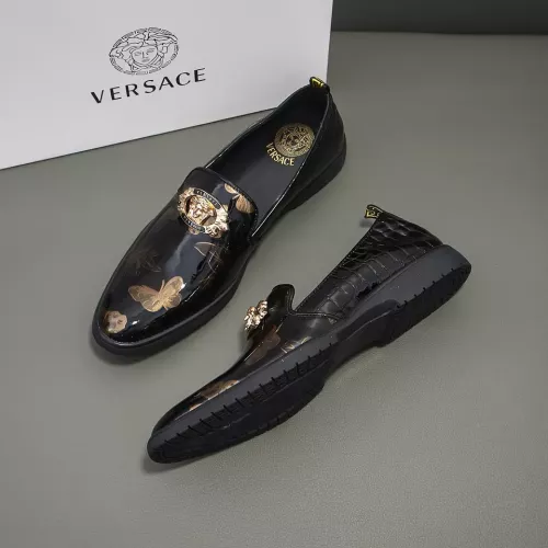 Versace Leather Shoes For Men #1331300