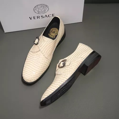 Versace Leather Shoes For Men #1331304