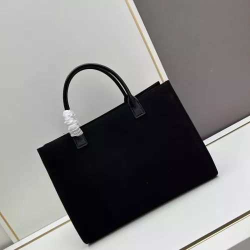 Cheap Versace AAA Quality Handbags For Women #1331328 Replica Wholesale [$190.00 USD] [ITEM#1331328] on Replica Versace AAA Quality Handbags