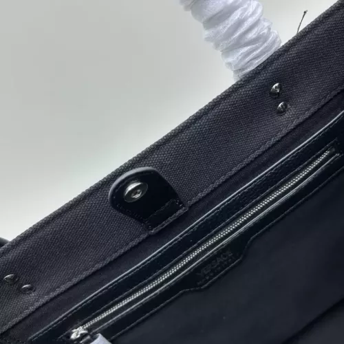 Cheap Versace AAA Quality Handbags For Women #1331328 Replica Wholesale [$190.00 USD] [ITEM#1331328] on Replica Versace AAA Quality Handbags