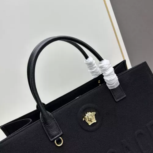 Cheap Versace AAA Quality Handbags For Women #1331330 Replica Wholesale [$190.00 USD] [ITEM#1331330] on Replica Versace AAA Quality Handbags