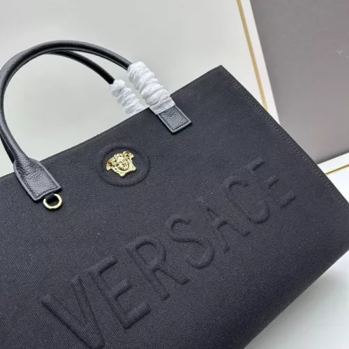 Cheap Versace AAA Quality Handbags For Women #1331330 Replica Wholesale [$190.00 USD] [ITEM#1331330] on Replica Versace AAA Quality Handbags
