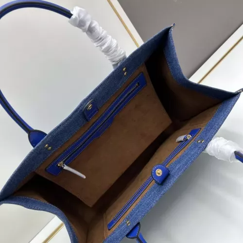 Cheap Versace AAA Quality Handbags For Women #1331334 Replica Wholesale [$190.00 USD] [ITEM#1331334] on Replica Versace AAA Quality Handbags