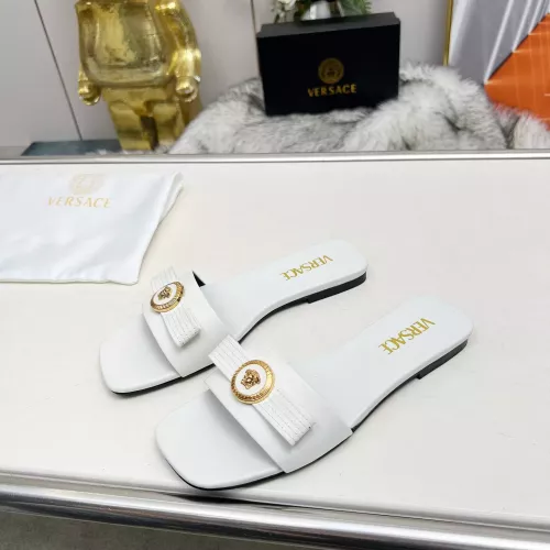 Versace Slippers For Women #1331571