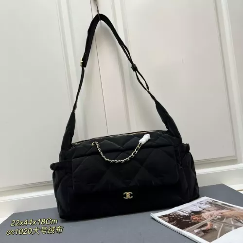 Chanel AAA Quality Shoulder Bags For Women #1331626