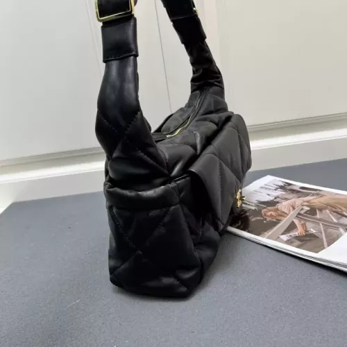 Cheap Chanel AAA Quality Shoulder Bags For Women #1331628 Replica Wholesale [$92.00 USD] [ITEM#1331628] on Replica Chanel AAA Quality Shoulder Bags
