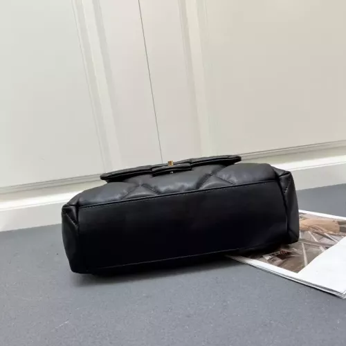 Cheap Chanel AAA Quality Shoulder Bags For Women #1331628 Replica Wholesale [$92.00 USD] [ITEM#1331628] on Replica Chanel AAA Quality Shoulder Bags