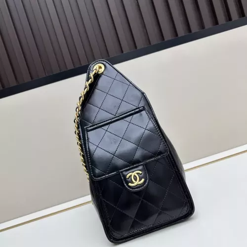 Cheap Chanel AAA Quality Shoulder Bags For Women #1331660 Replica Wholesale [$102.00 USD] [ITEM#1331660] on Replica Chanel AAA Quality Shoulder Bags