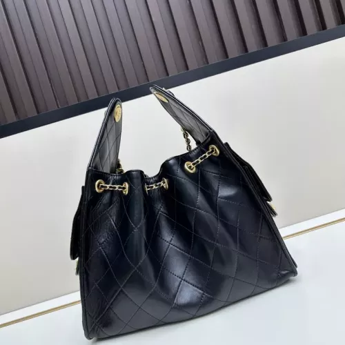 Cheap Chanel AAA Quality Shoulder Bags For Women #1331660 Replica Wholesale [$102.00 USD] [ITEM#1331660] on Replica Chanel AAA Quality Shoulder Bags