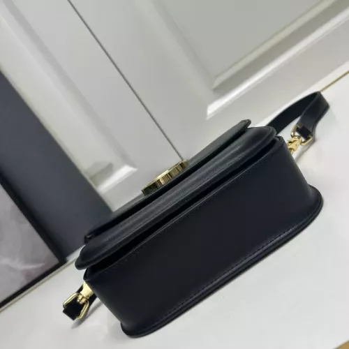 Cheap Burberry AAA Quality Messenger Bags For Women #1331714 Replica Wholesale [$115.00 USD] [ITEM#1331714] on Replica Burberry AAA Quality Messenger Bags