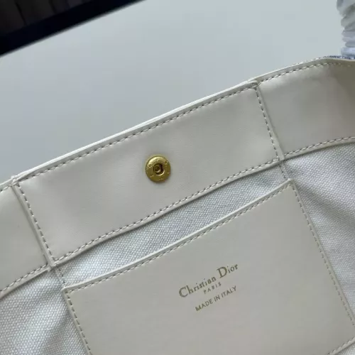 Cheap Christian Dior AAA Quality Handbags For Women #1331927 Replica Wholesale [$100.00 USD] [ITEM#1331927] on Replica Christian Dior AAA Quality Handbags