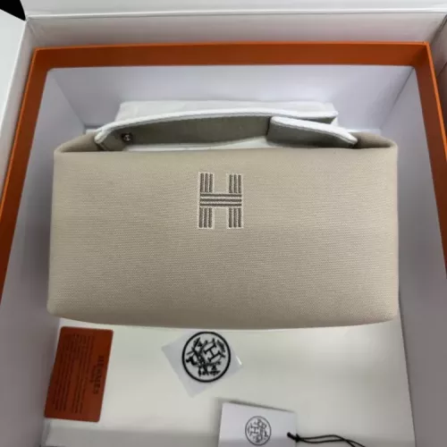 Hermes AAA Quality Handbags For Women #1332073