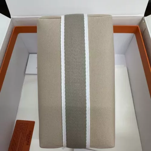 Cheap Hermes AAA Quality Handbags For Women #1332073 Replica Wholesale [$162.00 USD] [ITEM#1332073] on Replica Hermes AAA Quality Handbags