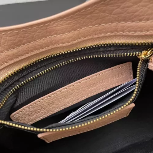 Cheap Balenciaga AAA Quality Handbags For Women #1332283 Replica Wholesale [$158.00 USD] [ITEM#1332283] on Replica Balenciaga AAA Quality Handbags
