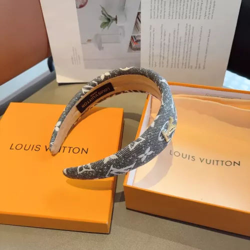 Cheap Louis Vuitton LV Headband For Women #1332350 Replica Wholesale [$27.00 USD] [ITEM#1332350] on Replica Louis Vuitton LV Headband