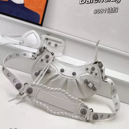 Balenciaga AAA Quality Messenger Bags For Women #1332385