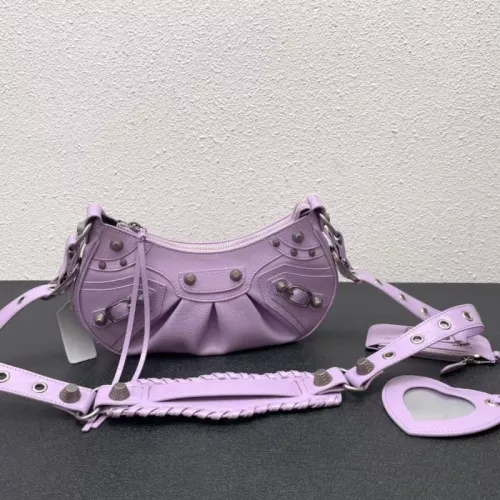 Balenciaga AAA Quality Messenger Bags For Women #1332395