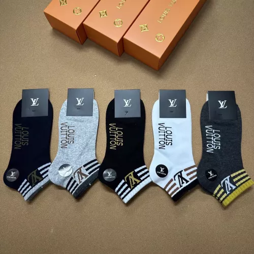 Cheap Louis Vuitton LV Socks For Men #1332414 Replica Wholesale [$25.00 USD] [ITEM#1332414] on Replica Louis Vuitton LV Socks
