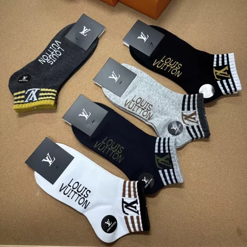 Cheap Louis Vuitton LV Socks For Men #1332414 Replica Wholesale [$25.00 USD] [ITEM#1332414] on Replica Louis Vuitton LV Socks