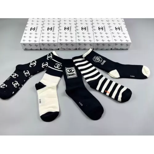 Cheap Chanel Socks For Women #1332429 Replica Wholesale [$29.00 USD] [ITEM#1332429] on Replica Chanel Socks
