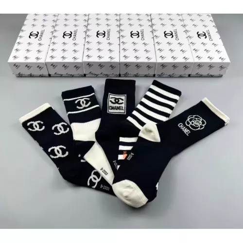 Cheap Chanel Socks For Women #1332429 Replica Wholesale [$29.00 USD] [ITEM#1332429] on Replica Chanel Socks