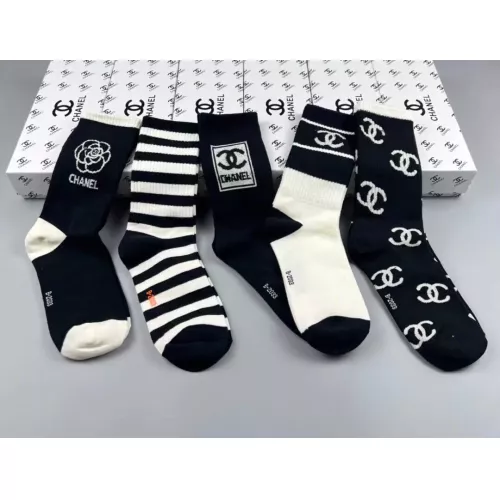Cheap Chanel Socks For Women #1332429 Replica Wholesale [$29.00 USD] [ITEM#1332429] on Replica Chanel Socks