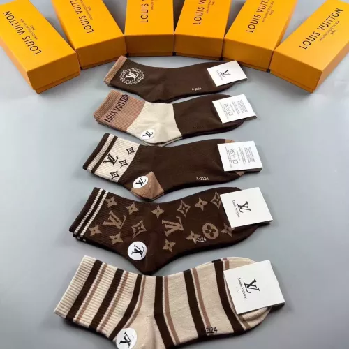 Cheap Louis Vuitton LV Socks For Women #1332440 Replica Wholesale [$25.00 USD] [ITEM#1332440] on Replica Louis Vuitton LV Socks