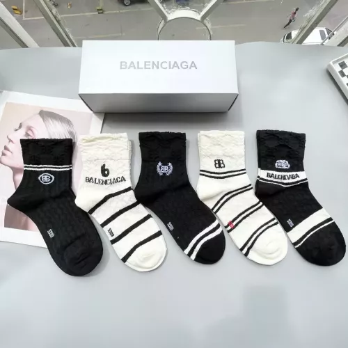 Cheap Balenciaga Socks #1332456 Replica Wholesale [$25.00 USD] [ITEM#1332456] on Replica Balenciaga Socks
