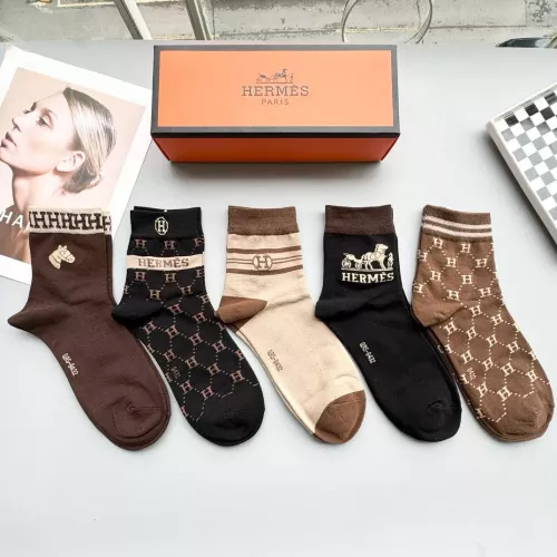 Cheap Hermes Socks #1332461 Replica Wholesale [$25.00 USD] [ITEM#1332461] on Replica Hermes Socks