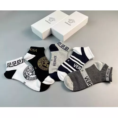 Cheap Versace Socks For Men #1332481 Replica Wholesale [$25.00 USD] [ITEM#1332481] on Replica Versace Socks