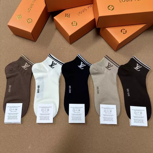 Cheap Louis Vuitton LV Socks For Women #1332485 Replica Wholesale [$25.00 USD] [ITEM#1332485] on Replica Louis Vuitton LV Socks