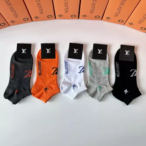 Cheap Louis Vuitton LV Socks #1332491 Replica Wholesale [$27.00 USD] [ITEM#1332491] on Replica Louis Vuitton LV Socks