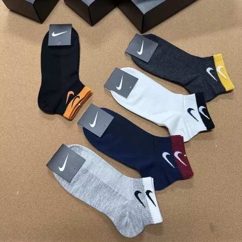 Cheap Nike Socks #1332494 Replica Wholesale [$25.00 USD] [ITEM#1332494] on Replica Nike Socks