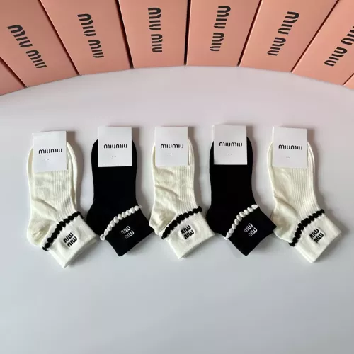 Cheap MIU MIU Socks #1332496 Replica Wholesale [$29.00 USD] [ITEM#1332496] on Replica MIU MIU Socks