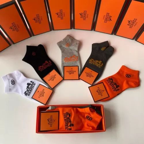 Cheap Hermes Socks #1332500 Replica Wholesale [$27.00 USD] [ITEM#1332500] on Replica Hermes Socks