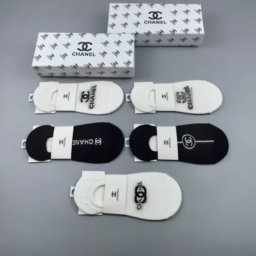 Cheap Chanel Socks For Women #1332505 Replica Wholesale [$25.00 USD] [ITEM#1332505] on Replica Chanel Socks