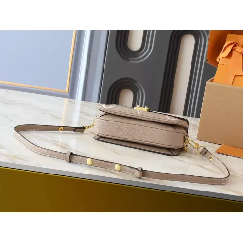 Cheap Louis Vuitton Messenger Bag For Women #1332799 Replica Wholesale [$60.00 USD] [ITEM#1332799] on Replica Louis Vuitton Messenger Bags
