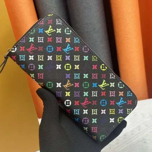 Louis Vuitton LV Wallets #1332869