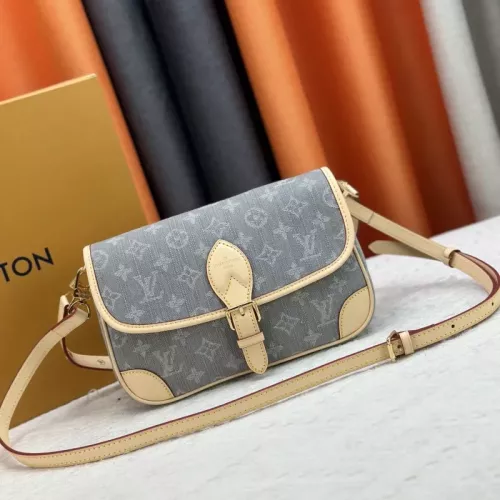Louis Vuitton AAA Quality Messenger Bags For Women #1332890
