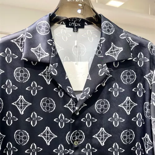 Cheap Louis Vuitton LV Tracksuits Short Sleeved For Men #1333397 Replica Wholesale [$76.00 USD] [ITEM#1333397] on Replica Louis Vuitton LV Tracksuits