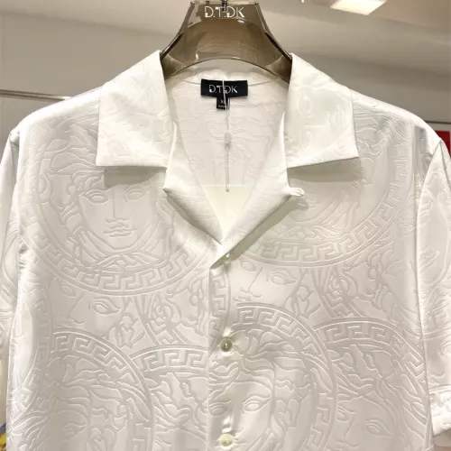 Cheap Versace Tracksuits Short Sleeved For Men #1333400 Replica Wholesale [$76.00 USD] [ITEM#1333400] on Replica Versace Tracksuits