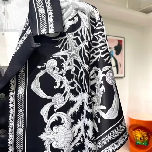 Cheap Versace Tracksuits Short Sleeved For Men #1333402 Replica Wholesale [$76.00 USD] [ITEM#1333402] on Replica Versace Tracksuits