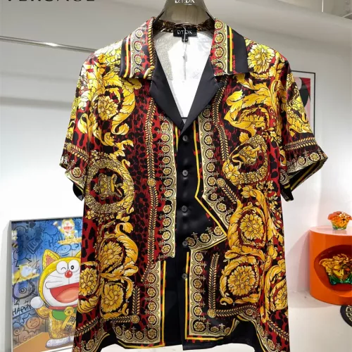 Cheap Versace Tracksuits Short Sleeved For Men #1333403 Replica Wholesale [$76.00 USD] [ITEM#1333403] on Replica Versace Tracksuits