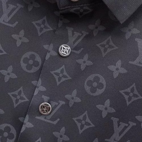 Cheap Louis Vuitton LV T-Shirts Short Sleeved For Men #1333466 Replica Wholesale [$48.00 USD] [ITEM#1333466] on Replica Louis Vuitton LV T-Shirts