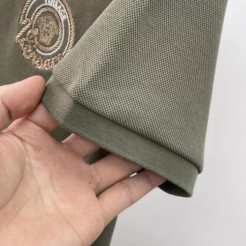 Cheap Versace T-Shirts Short Sleeved For Men #1333509 Replica Wholesale [$42.00 USD] [ITEM#1333509] on Replica Versace T-Shirts