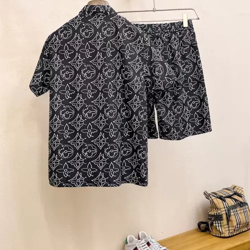 Cheap Louis Vuitton LV Tracksuits Short Sleeved For Men #1333591 Replica Wholesale [$64.00 USD] [ITEM#1333591] on Replica Louis Vuitton LV Tracksuits