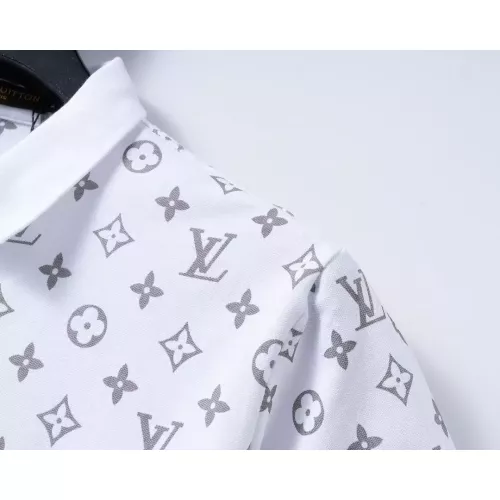 Cheap Louis Vuitton LV T-Shirts Short Sleeved For Men #1333765 Replica Wholesale [$32.00 USD] [ITEM#1333765] on Replica Louis Vuitton LV T-Shirts